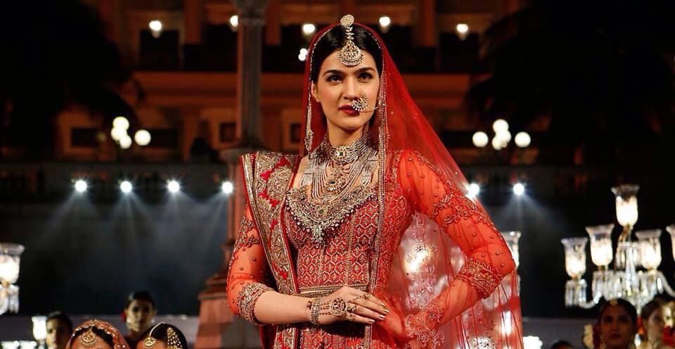 The Fashion, Art, Design and Lifestyle of Indian Cinema descends on The Capital at BollyGoods Edition 2, London