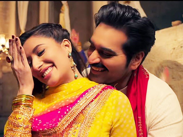 Punjab Nahi Jaungi’s first track, Tere Naal sung by Shafqat Amanat Ali