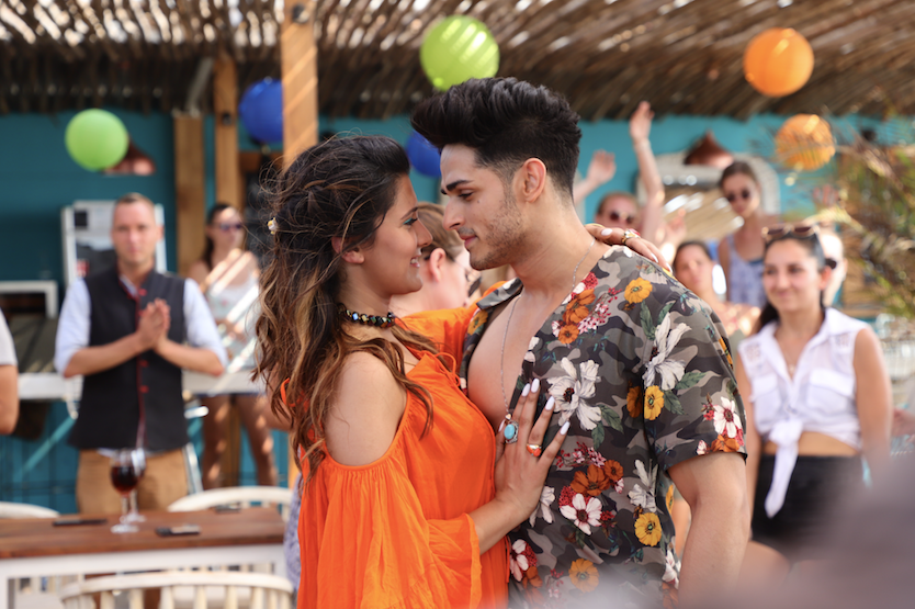 Aastha Gill’s “Saara India” music video out now