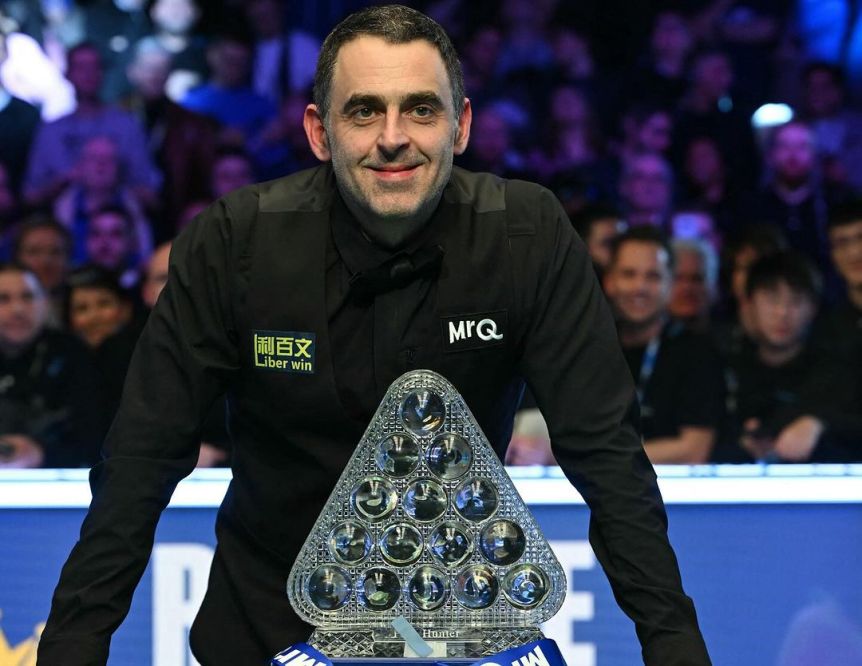 Ronnie O’Sullivan comes back from behind to beat Ali Carter, lifts eighth Masters title