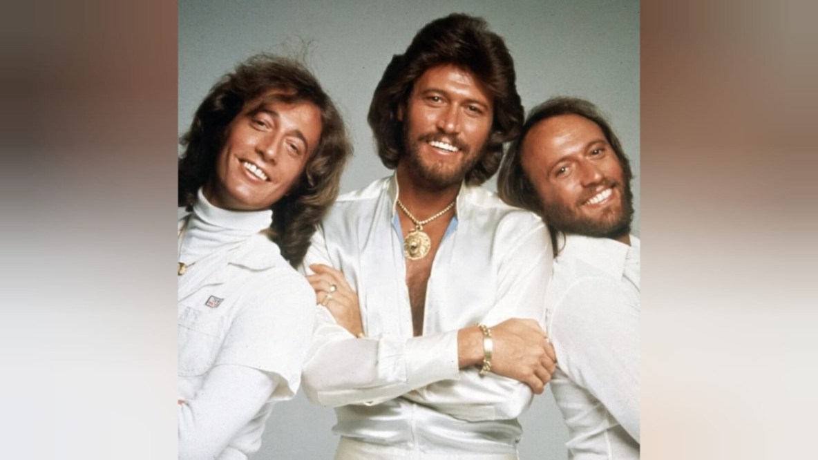 Ridley Scott in negotiations to direct Paramount’s Bee Gees movie
