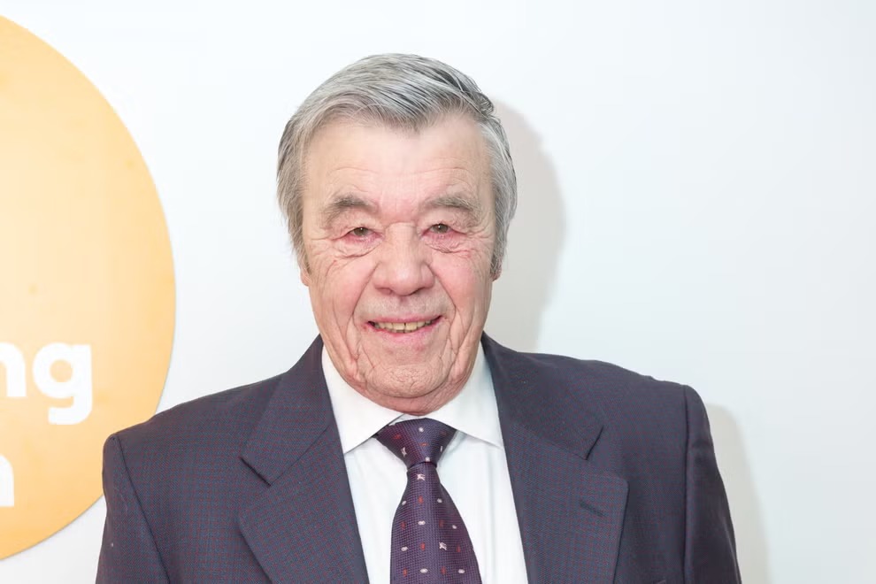 Tony Green, famous darts commentator from Bullseye’s, dies at 85